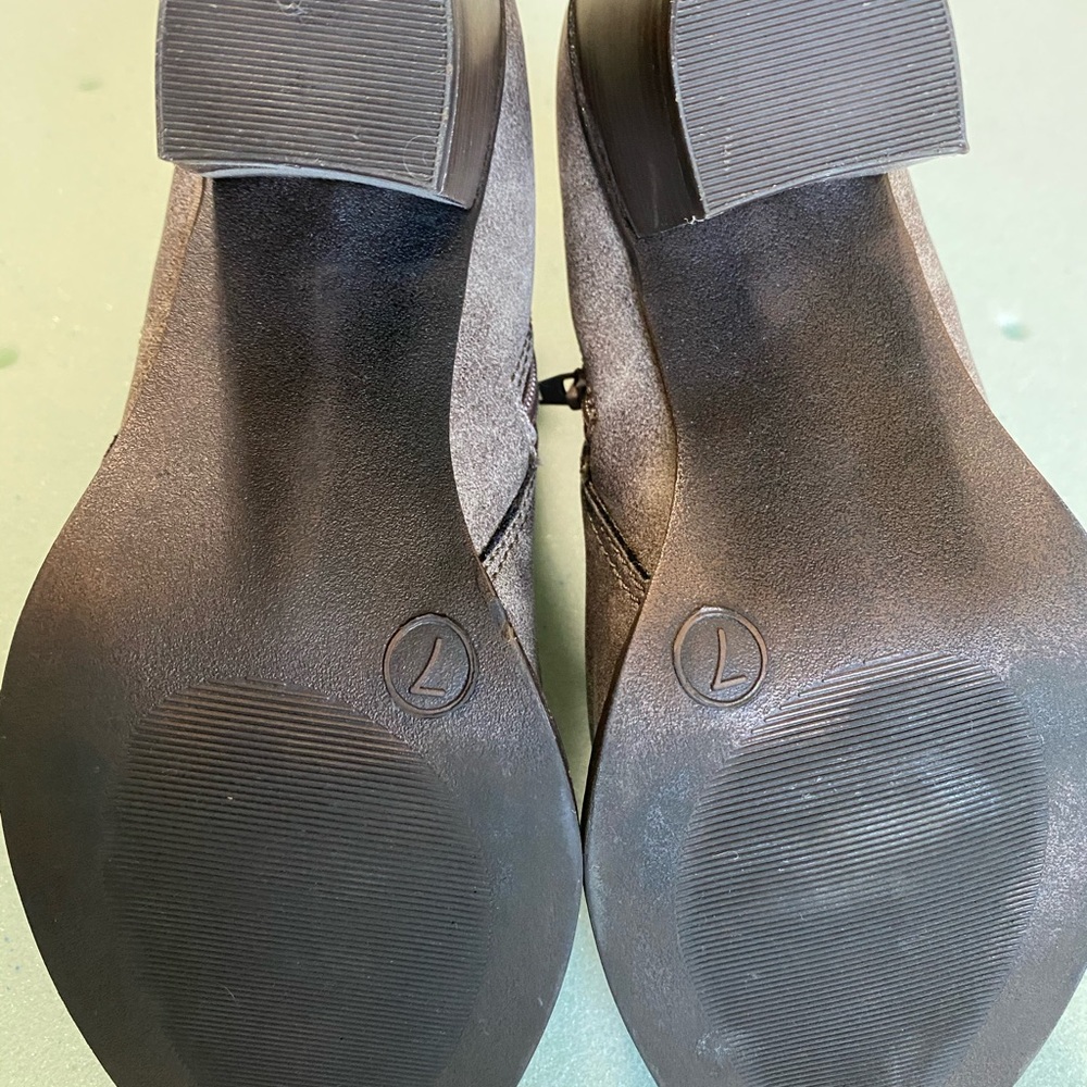 Boots - Picture 2 of 2